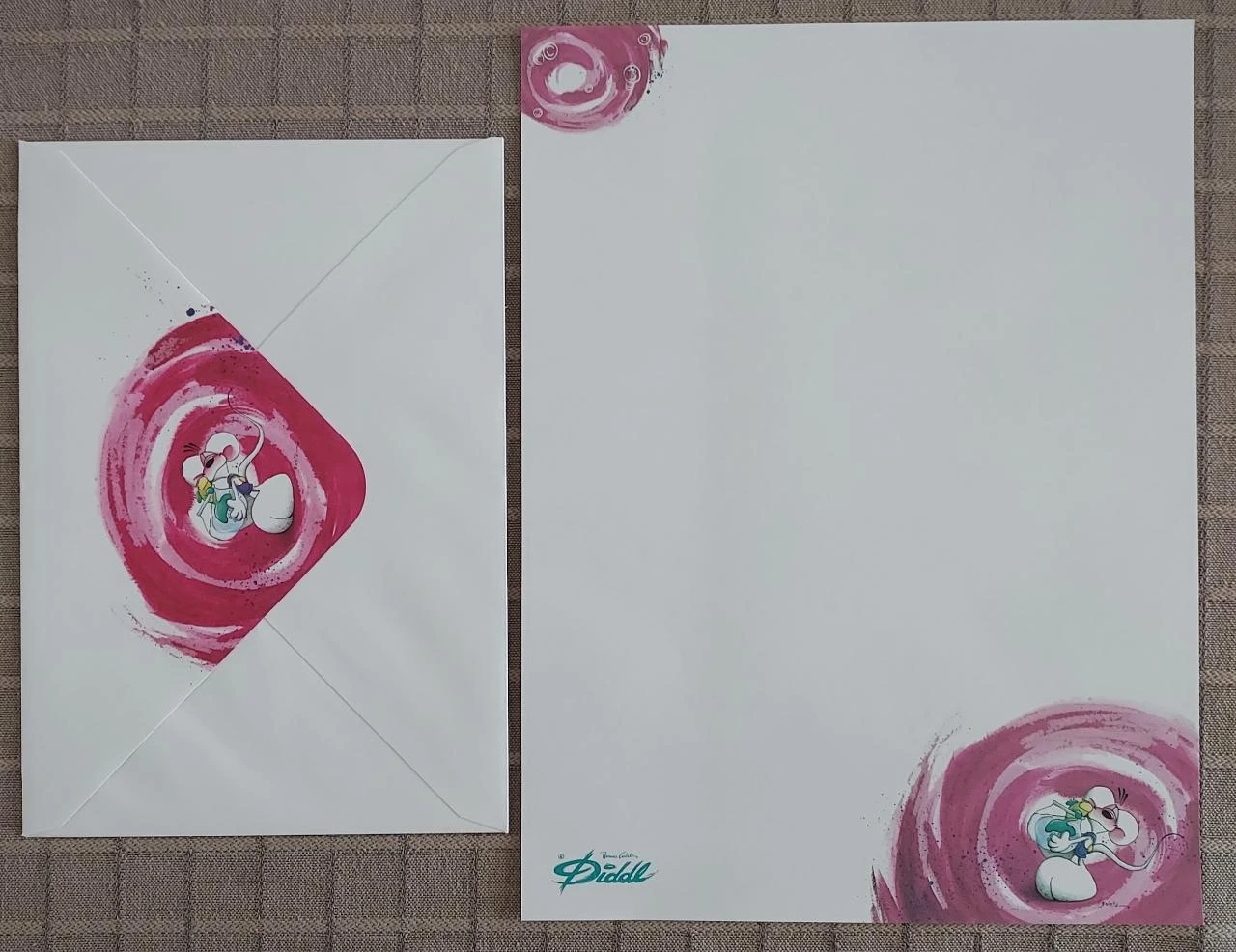 ** Diddl wit briefpapier + envelop nr 33 **